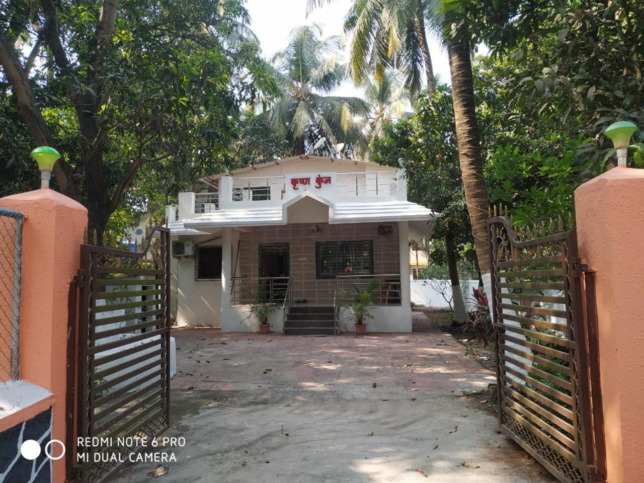 Krushna Kunj Holiday Home Alībāg Eksteriør billede