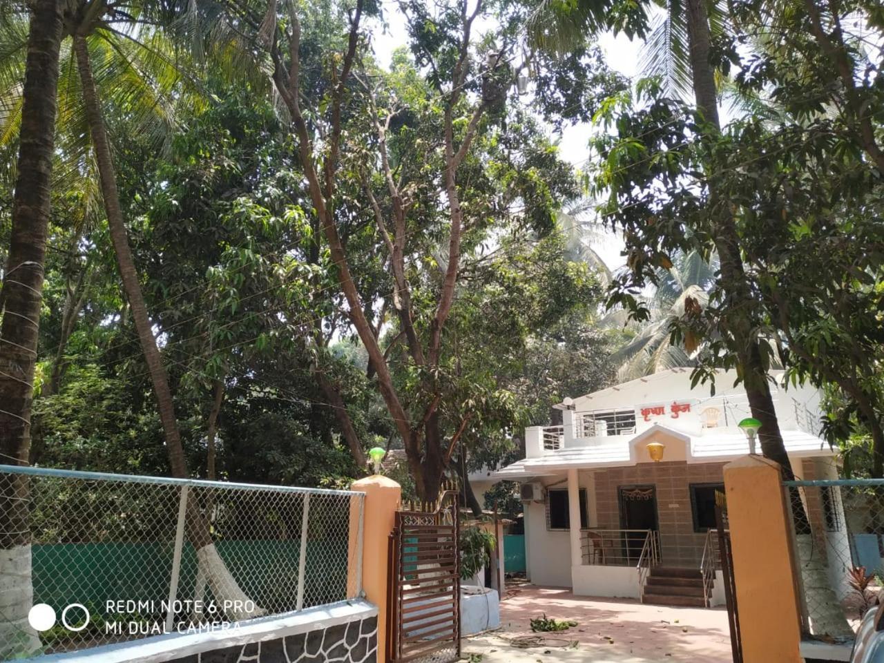 Krushna Kunj Holiday Home Alībāg Eksteriør billede